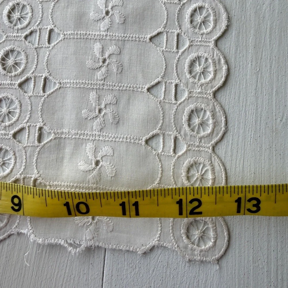 Vintage White Eyelet Embroidered Table Runner Cotton Lace Scalloped Edge 34x12.5